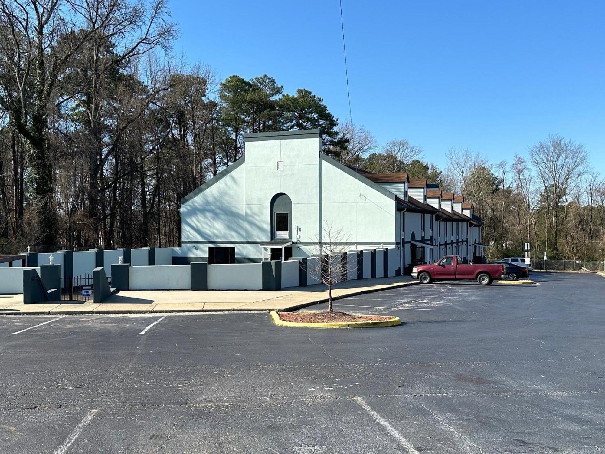 Hometowne Studios By Red Roof Richmond, Va - W Broad St Dumbarton Ngoại thất bức ảnh
